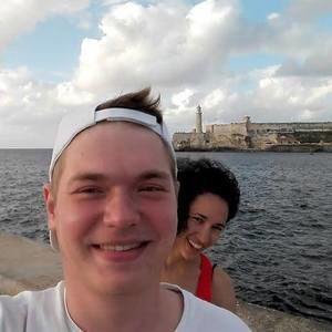 Meet your Posher, Ilya